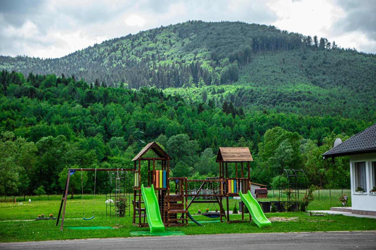 Pensiunea Arc Bucovina 瓦马 外观 照片